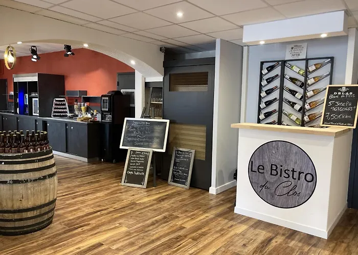 Hotel The Originals Romans-sur-Isère Le Clos des Tanneurs